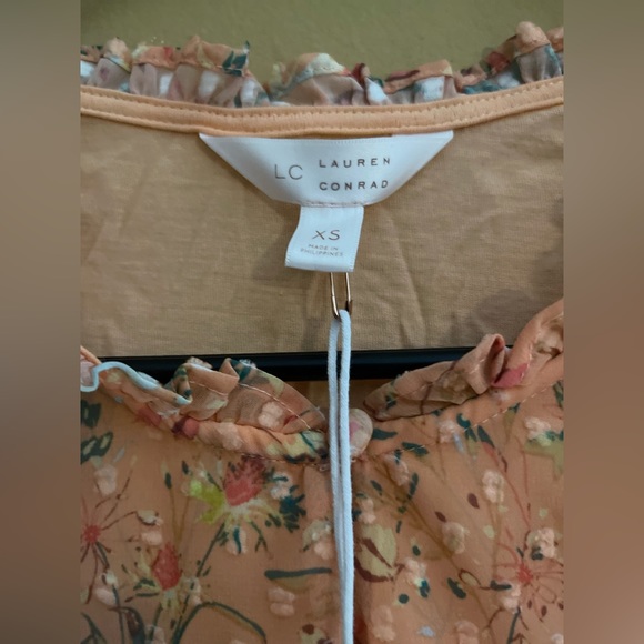 LC Lauren Conrad orange floral sleeveless blouse size Extra small - Picture 4 of 4